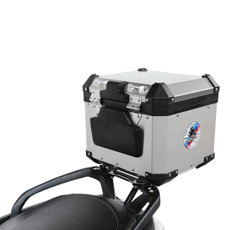 经典款铝镁合金尾箱-银色