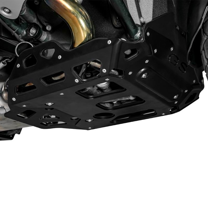 发动机底盘装甲