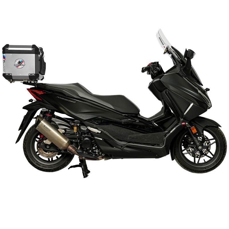 经典款铝镁合金尾箱-银色